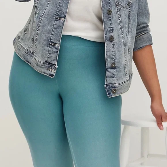 Torrid Platinum Fleece Lined Blue Dip Dye Leggings NWT - Picture 7 of 13